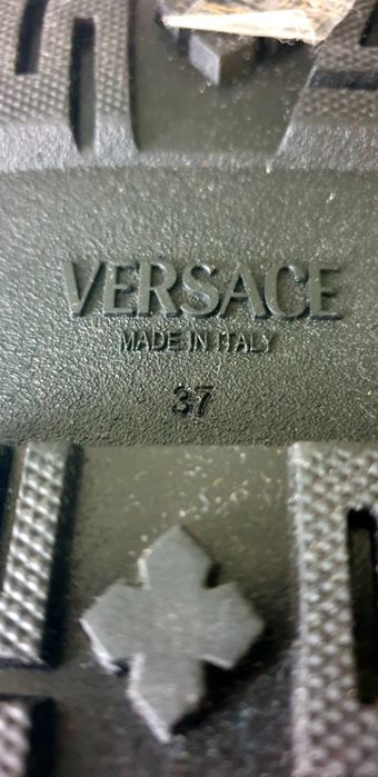 Versace Medusa Leather Ankle Boots 37/23.5см ОРИГИНАЛ Дамски ест. кожа