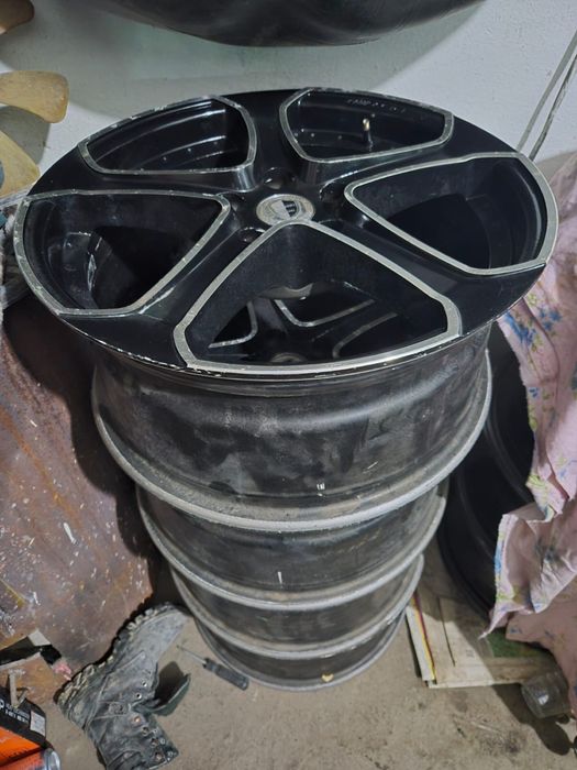 Продам диски на р18