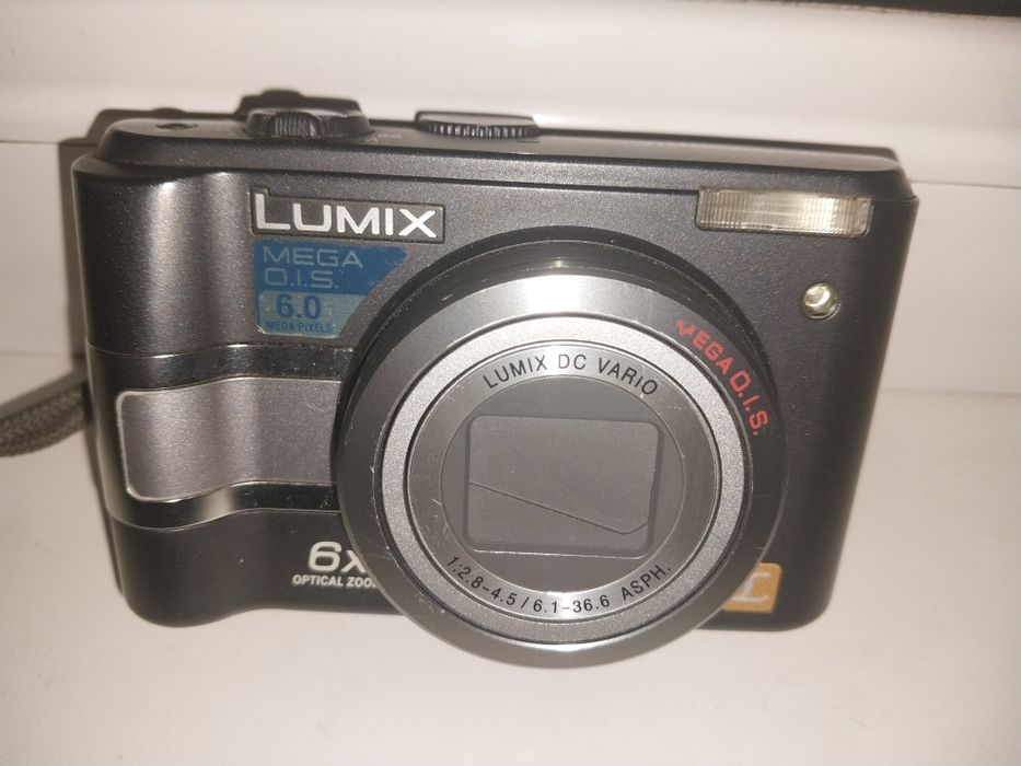 Panasonic DMC-LZ5 Фотоаппарат.