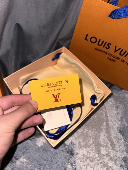 Curea Louis Vuitton