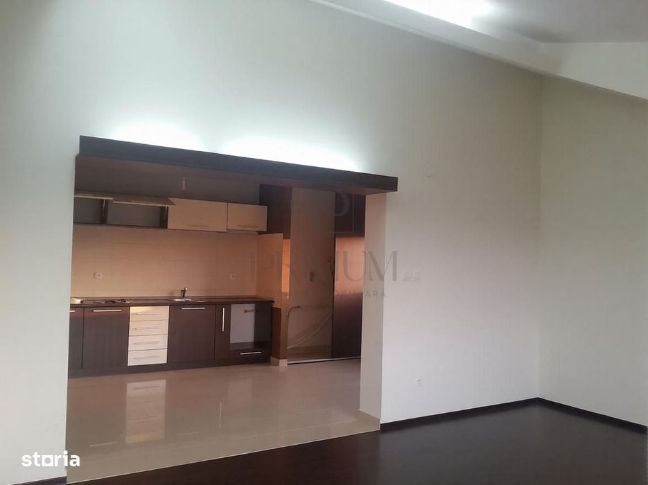 GIROC | 3 CAM | 2 BAI | PARCARE | SPATIOS-85mp | zona excelenta