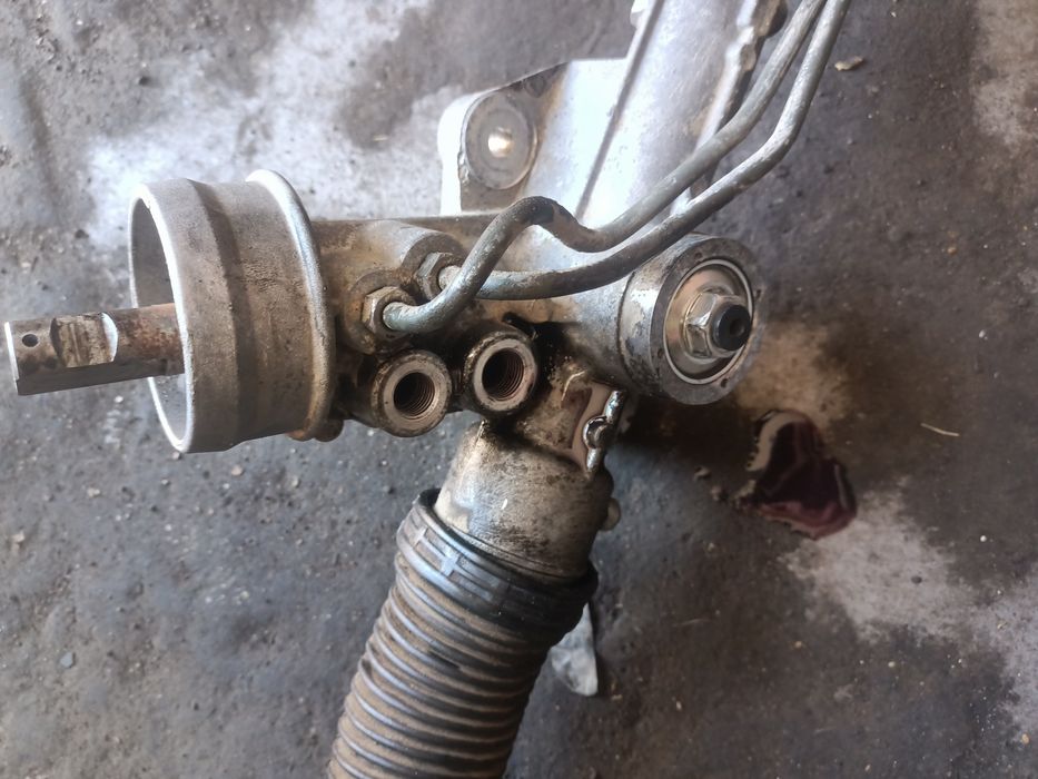 Рулевая рейка Audi A6