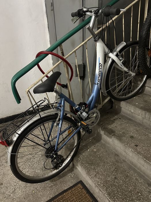 Vand bicicleta/ putin folosita