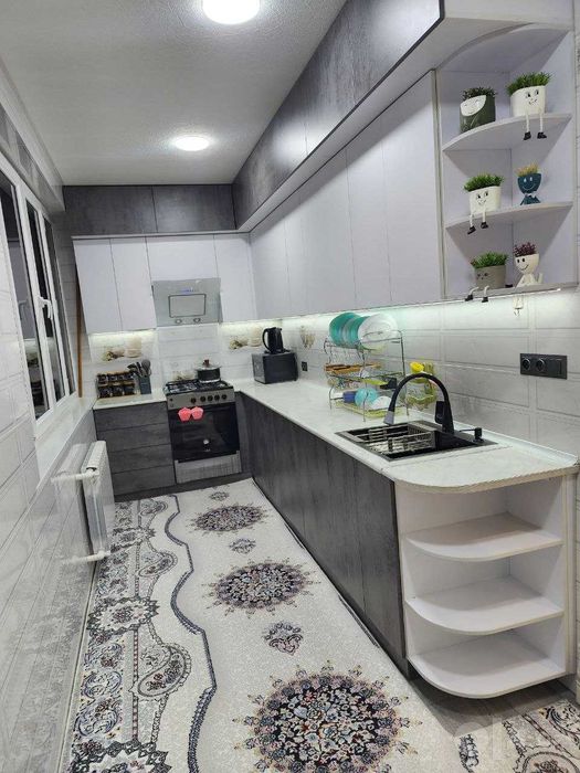 Продаётся квартира 3/1/5 Гулзар (Gulzor)