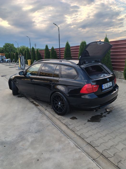 Vând BMW e91  facelift