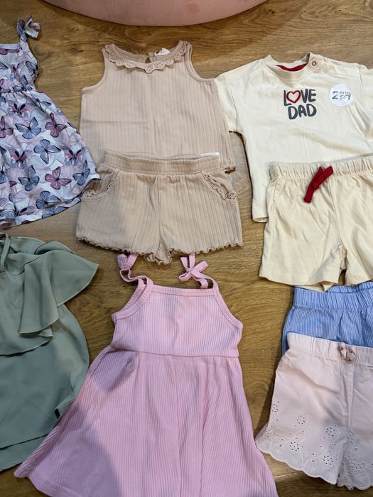 Lot haine vara fetita