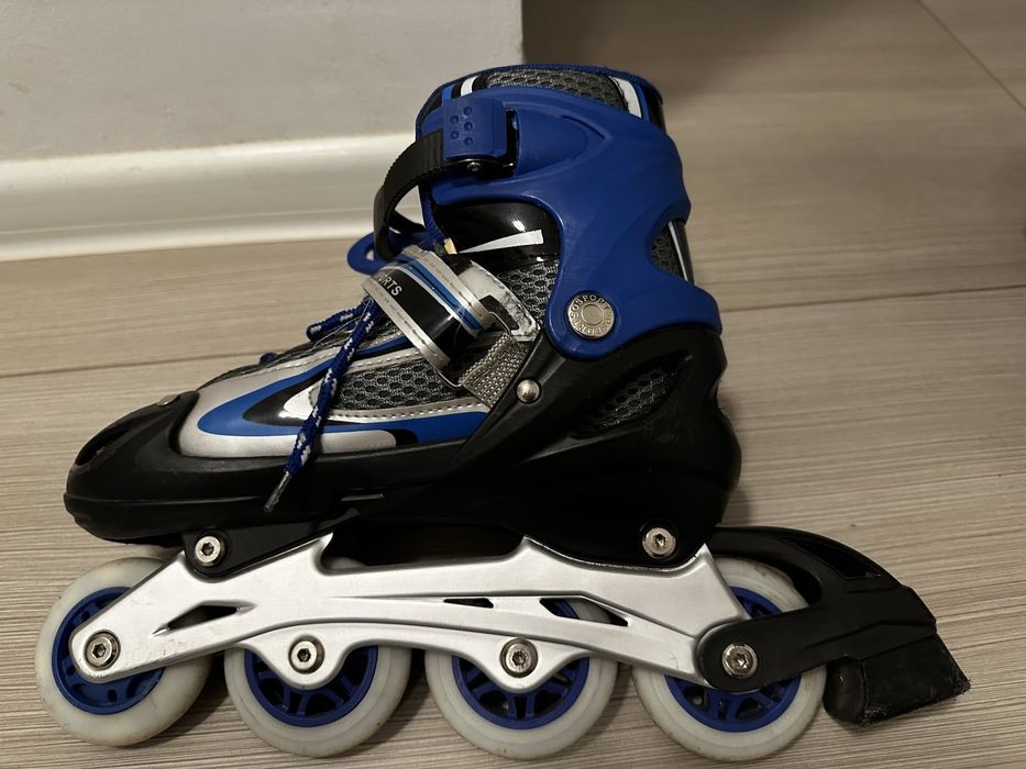 Продавам запазени ролери номер 35.5-36