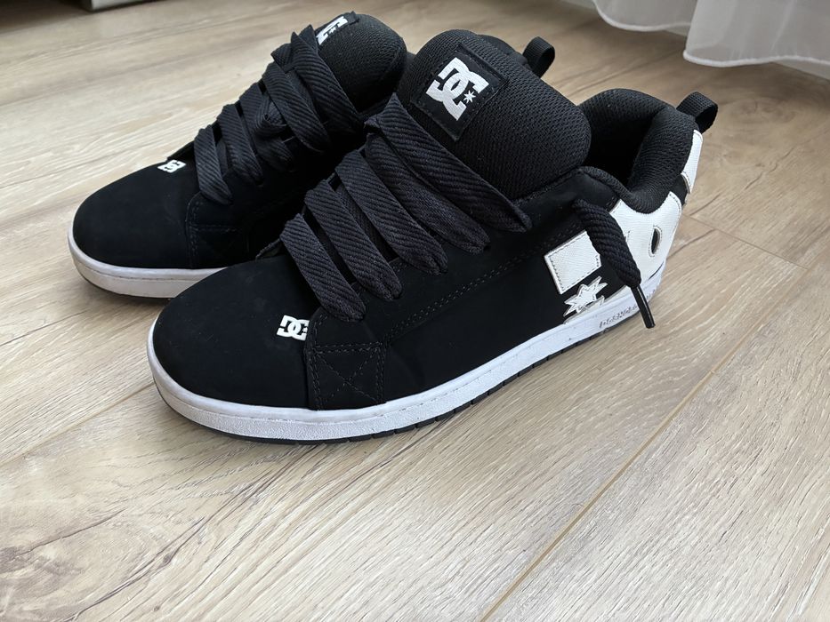 Кецове DC Shoe Company