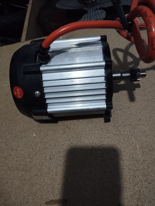 Запчасти для электро скутера  срочно продается