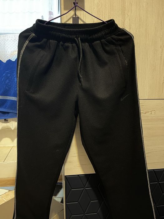 Продаем брюки , штаны, джинсы