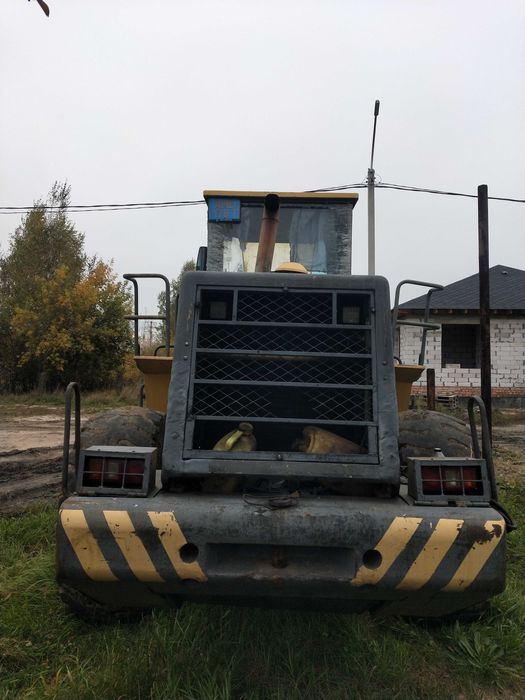 Погрузчик фронтальный