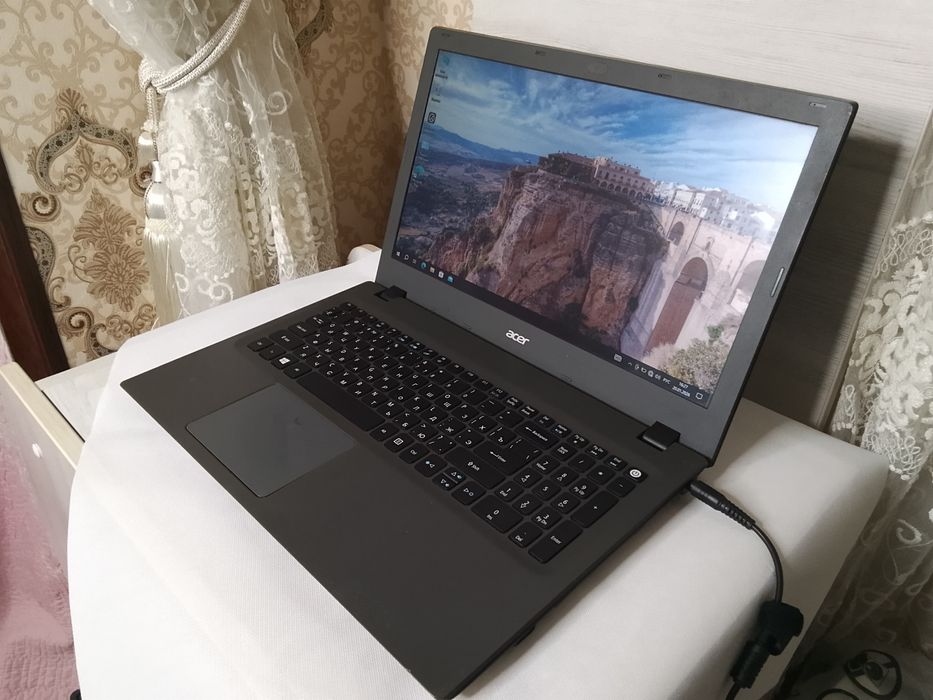 Продаётся ноутбук Acer