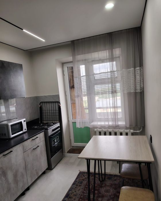 продам 1-ком. 39кв. 4мкр. 9-этаж