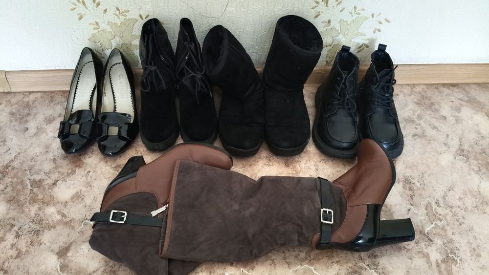 Обувь отдам даром