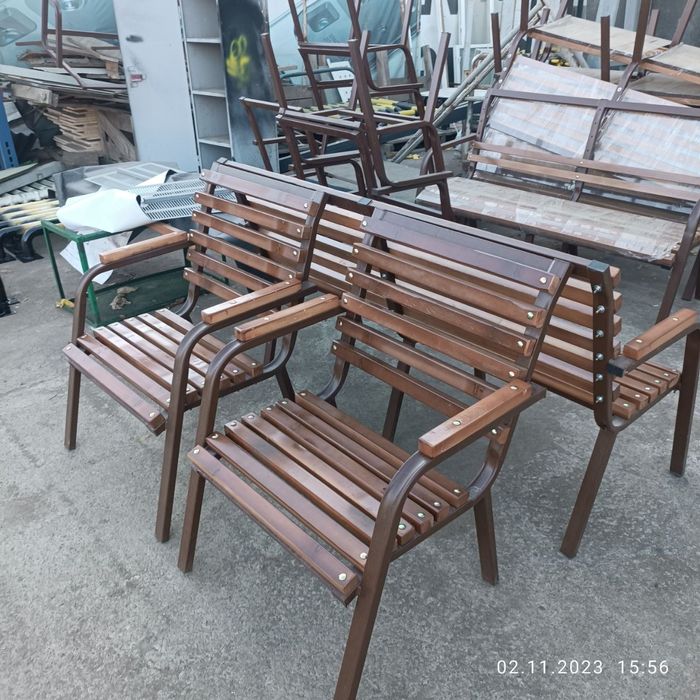 Парковая скамейка  длина 1,5м.