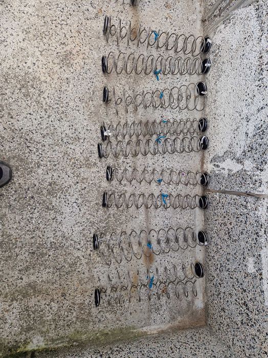 Пружини за Снак Машина  Зануси