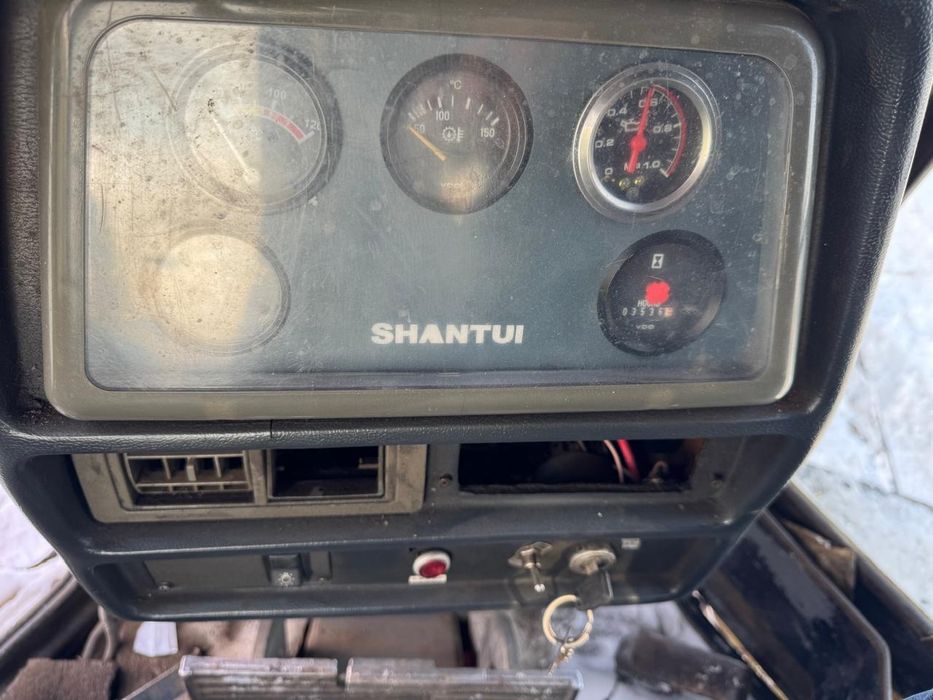 продам бульдозер shantui sd16