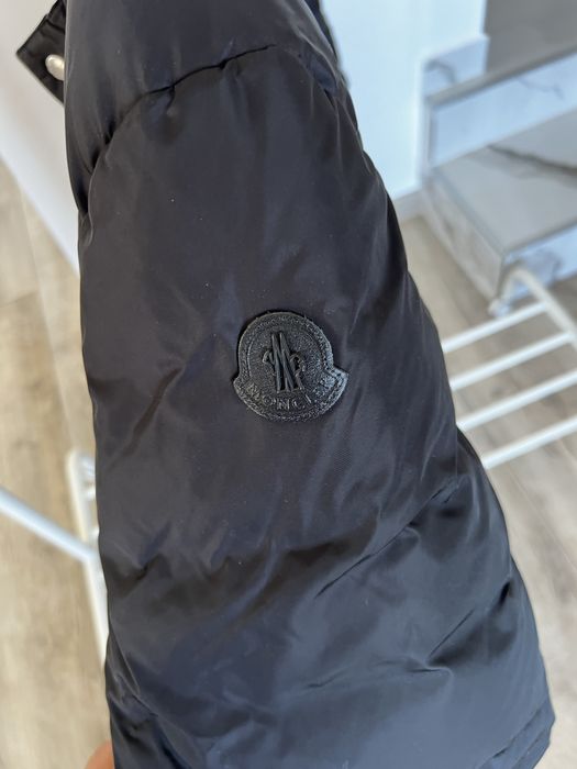 Оригинално мъжко яке Moncler – пухено – ново / не носено