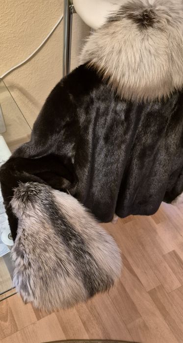 Полушубок норка,лиса  AVANTI