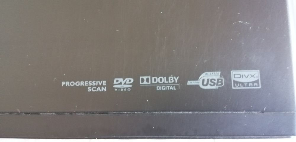 Перфектни две, малко използвани ДВД плеър, Тушиба и Филипс