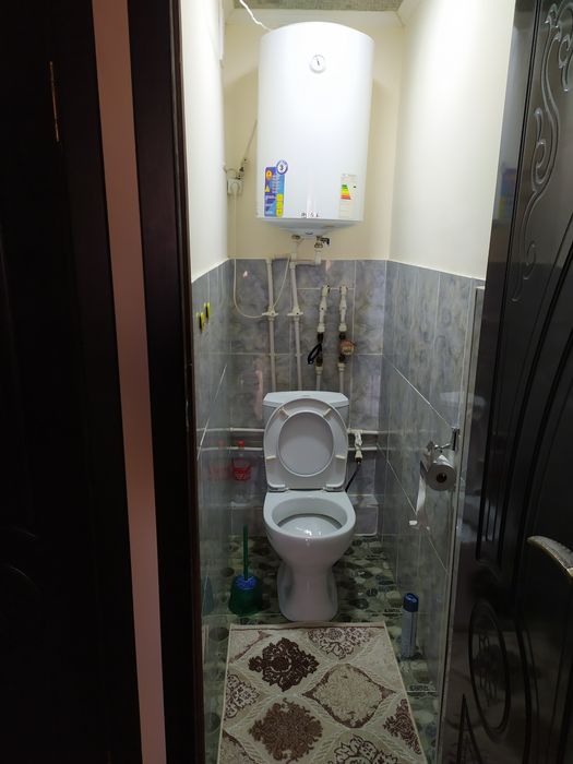 Микрорайон 1 Чирчик срочно продам