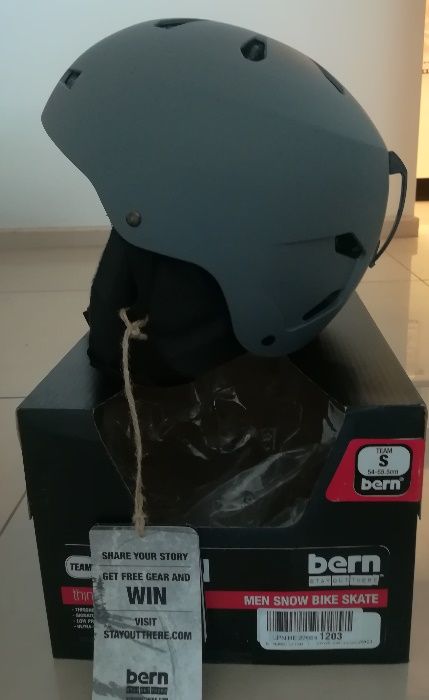 Нова мъжка-дамска каска-шлем за ски/сноуборд/колело Bern,54-55.5cm