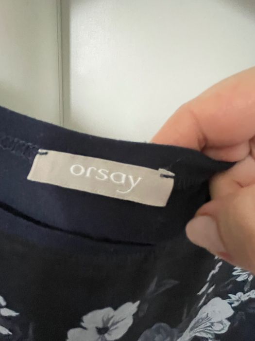 Buze noi de firma M , 2 buc