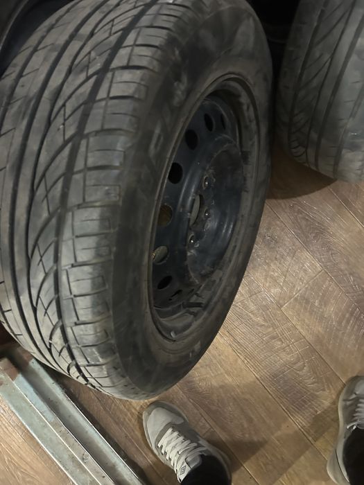 Продаю летние шины с дисками