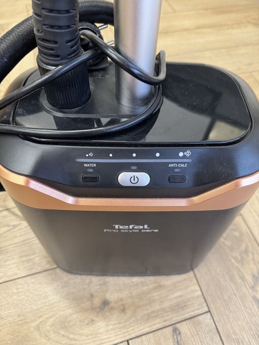 Продам вертикальный отпариватель