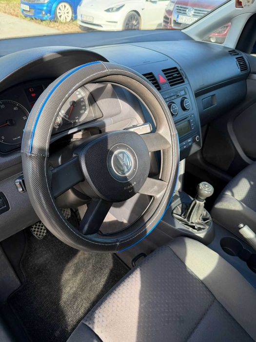 VOLKSWAGEN Touran 2004 — imagine 5