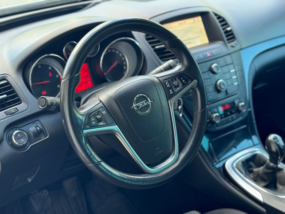 Opel Insignia Sport Tourer 2013