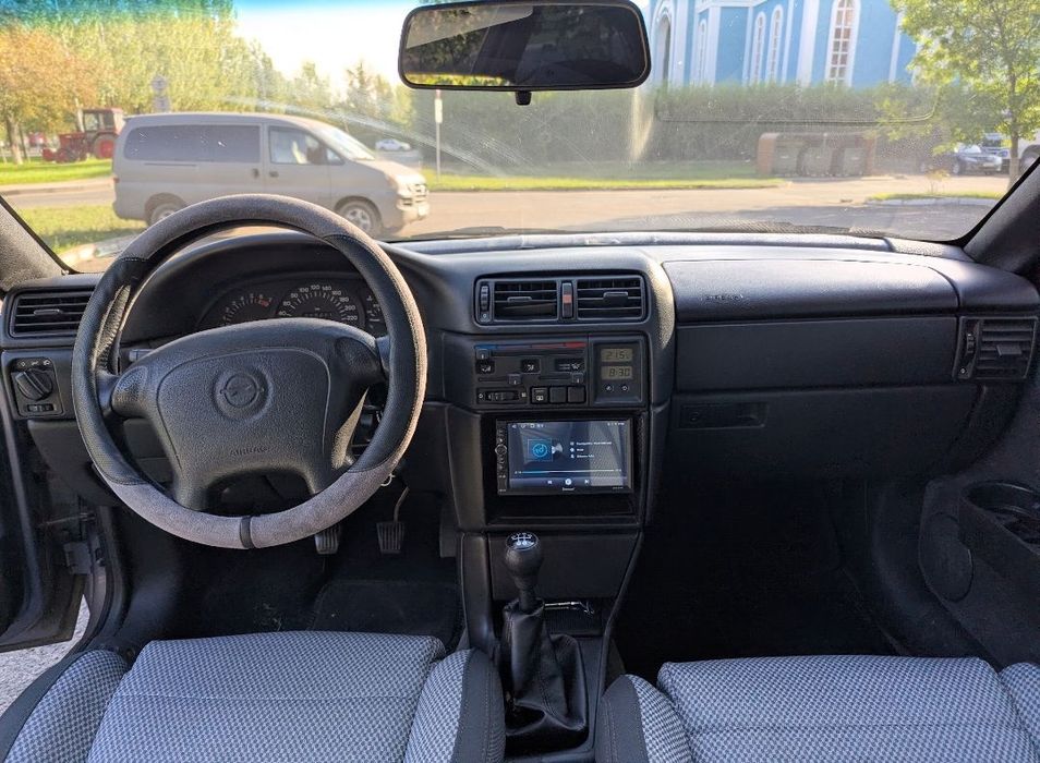 Продам Opel Calibra