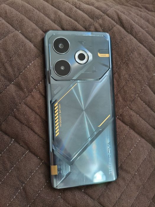 Tecno pova 6 neo