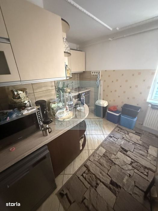 Apartament 3 camere , 84 mp utili,2 bai,2 balcone-zona Astra — fotografia 3