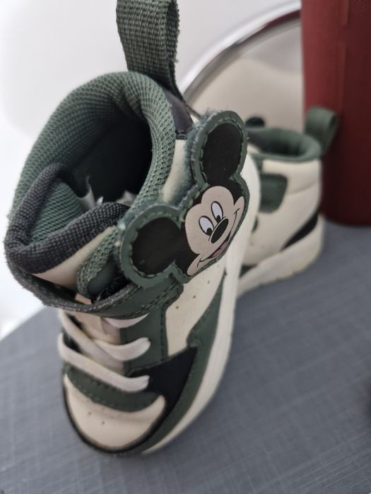 Ghete copii mărimea 20-21 la doar 50 lei