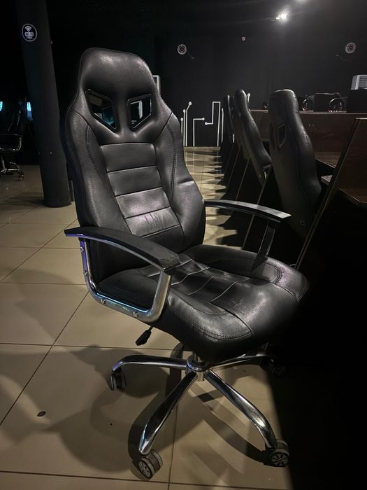 Кресло игровое...