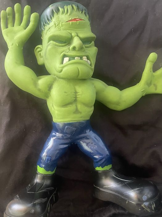 Disqare2 ,Boss , Hugo Boss incaltari & tricouri brend original