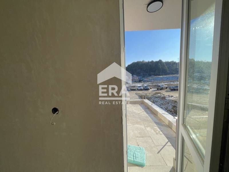 Тристаен апартамент за продажба, с голяма дневна, в новопостроена сгра