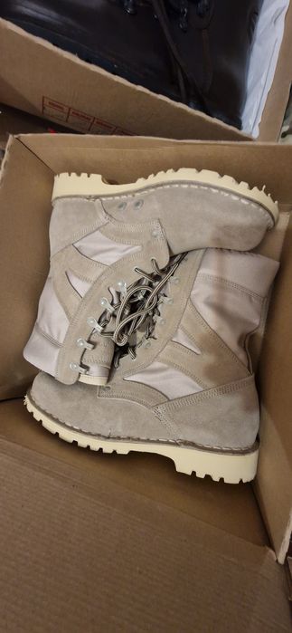 Costum combat, Bocanci