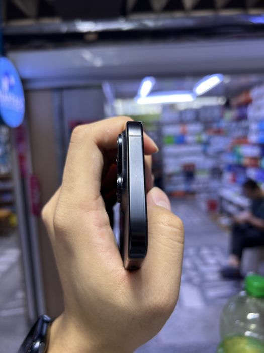 Iphone 16 pro.