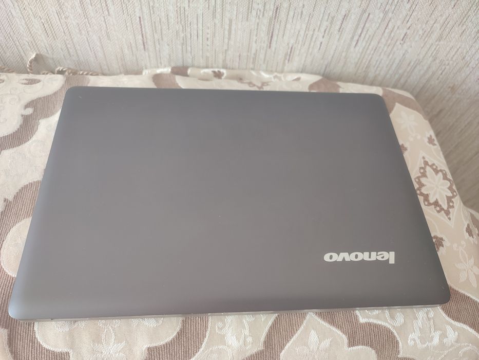Продам ультрабук ноутбук lenovo core i5