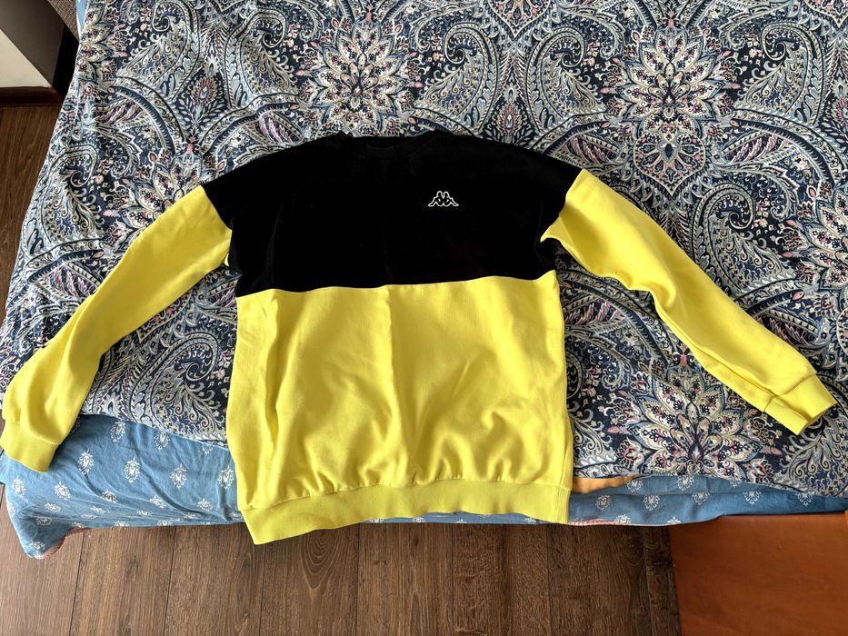 Продаю свитшот Kappa