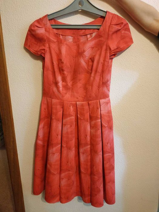 Платье женское б/у