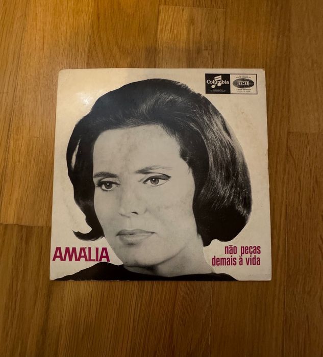 Doua viniluri EP de colectie cu autograf Amalia Rodrigues, 1976, foarte rare