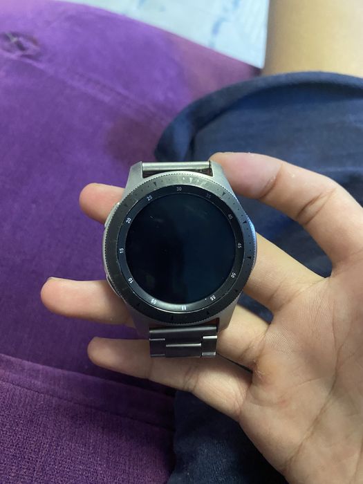 Samsung galaxy SM-R800 smartwatch