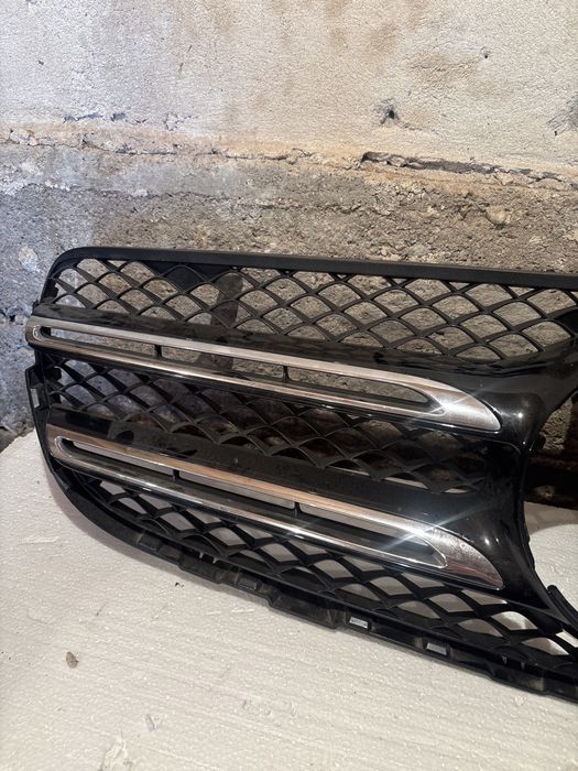 Решетка Mercedes GLC W253 AMG