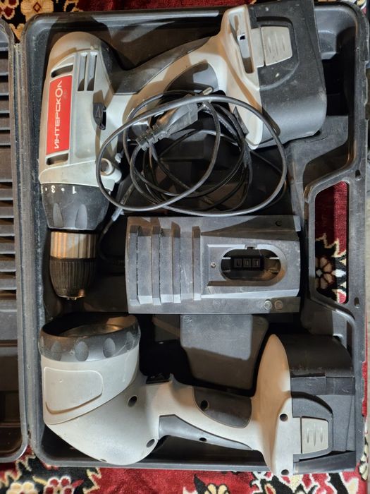 Шуруповерт интерскол