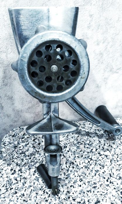 Продам Мясорубку