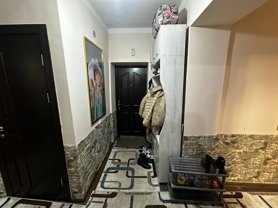 Срочна сотаман Узимни уйим Сергили 7 а 3 хона 66000 1 чи этаж метроОлд