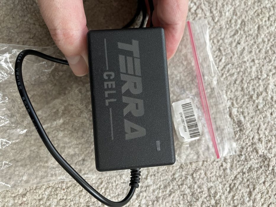 Încărcător / alimentator Terra Cell 12v 2A